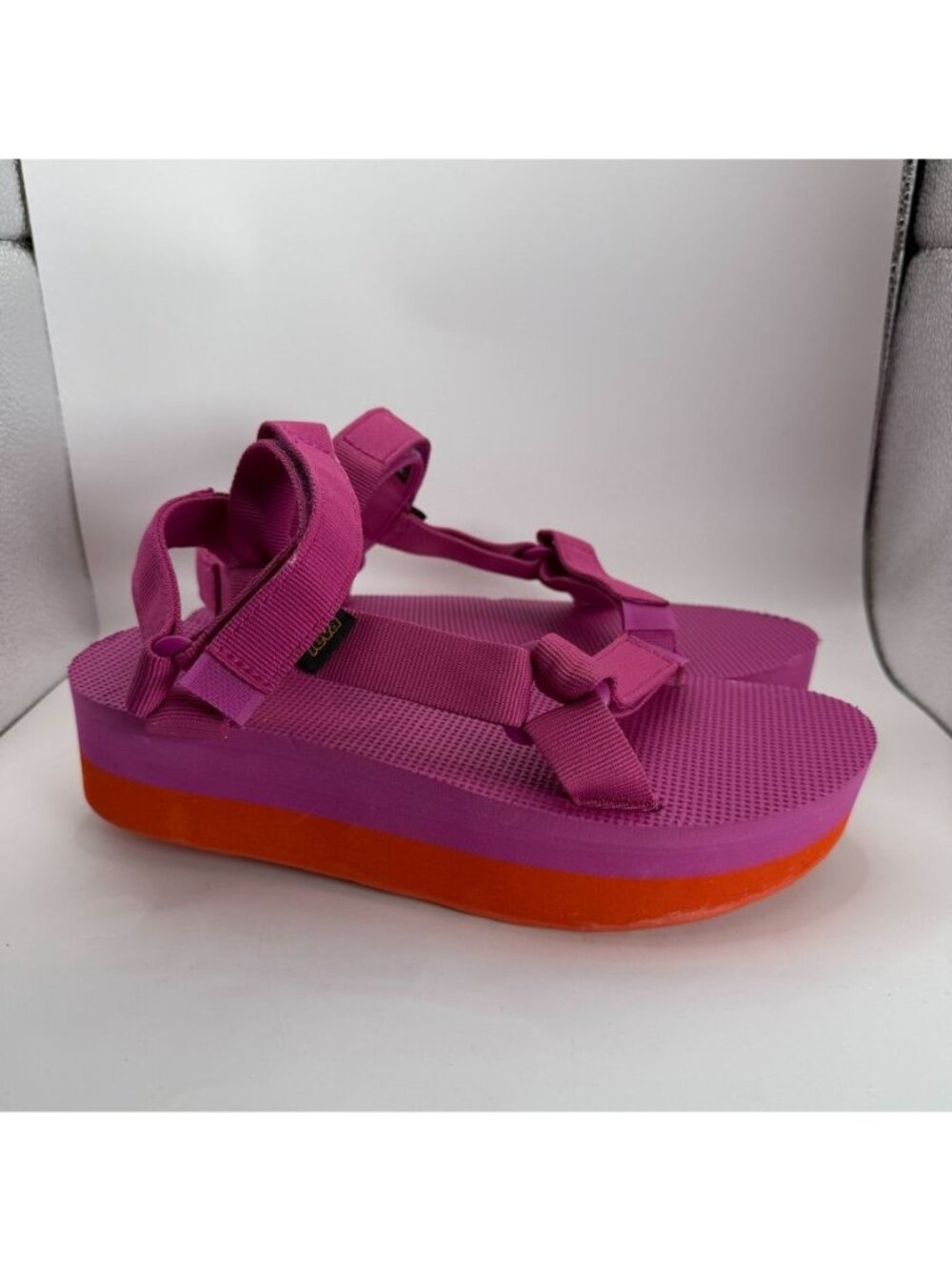 Teva Womens Platform Sandals Pink & Orange Adjustable Straps Size 8